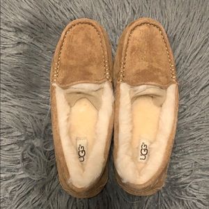 UGG
Ansley Slipper